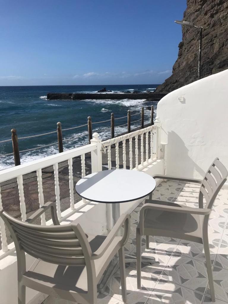 Appartamento Vv Yelymar. Playa De Alojera Esterno foto